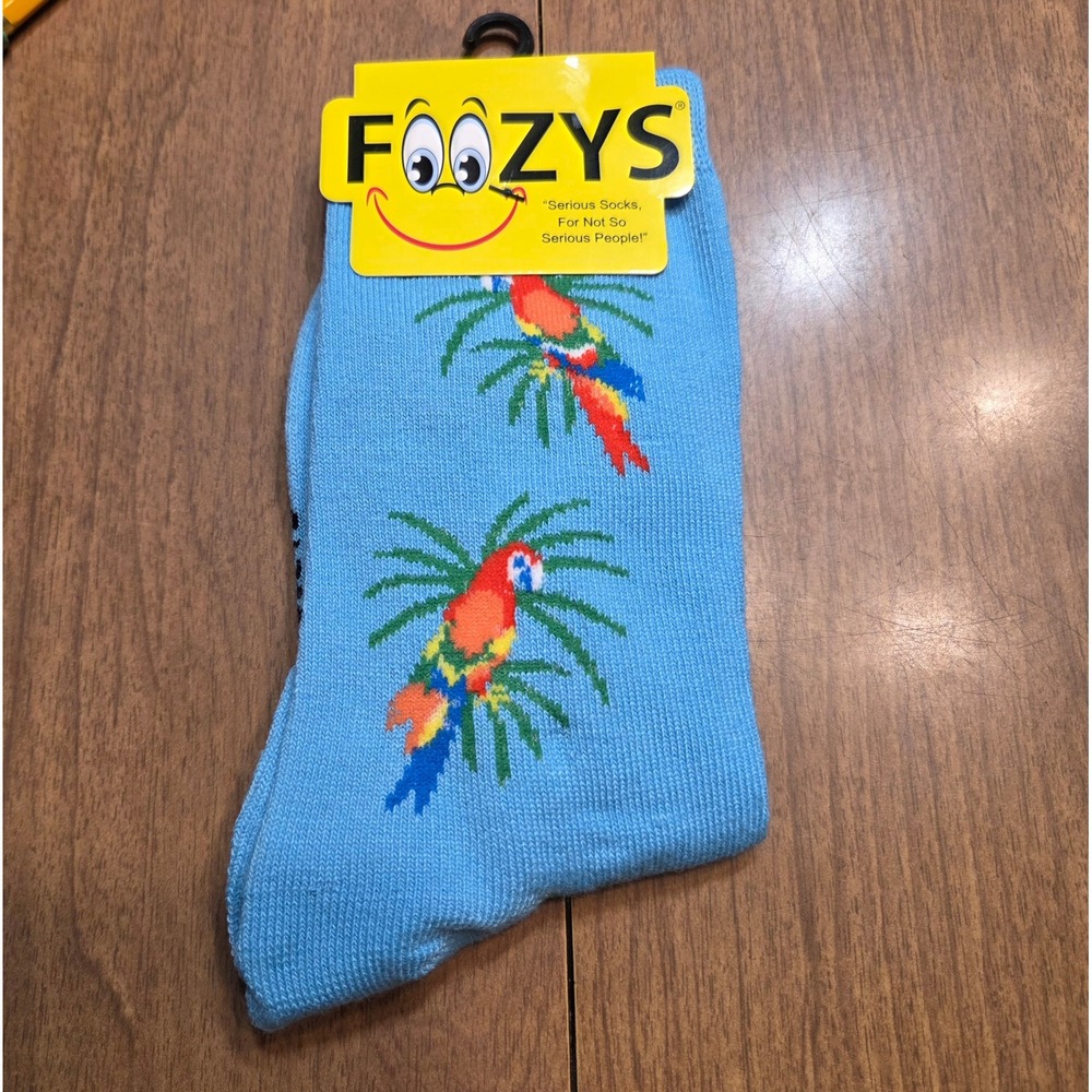 Foozys Parrot Tropical Bird Novelty Crew Socks Blue Animal Print FC-227 NWT